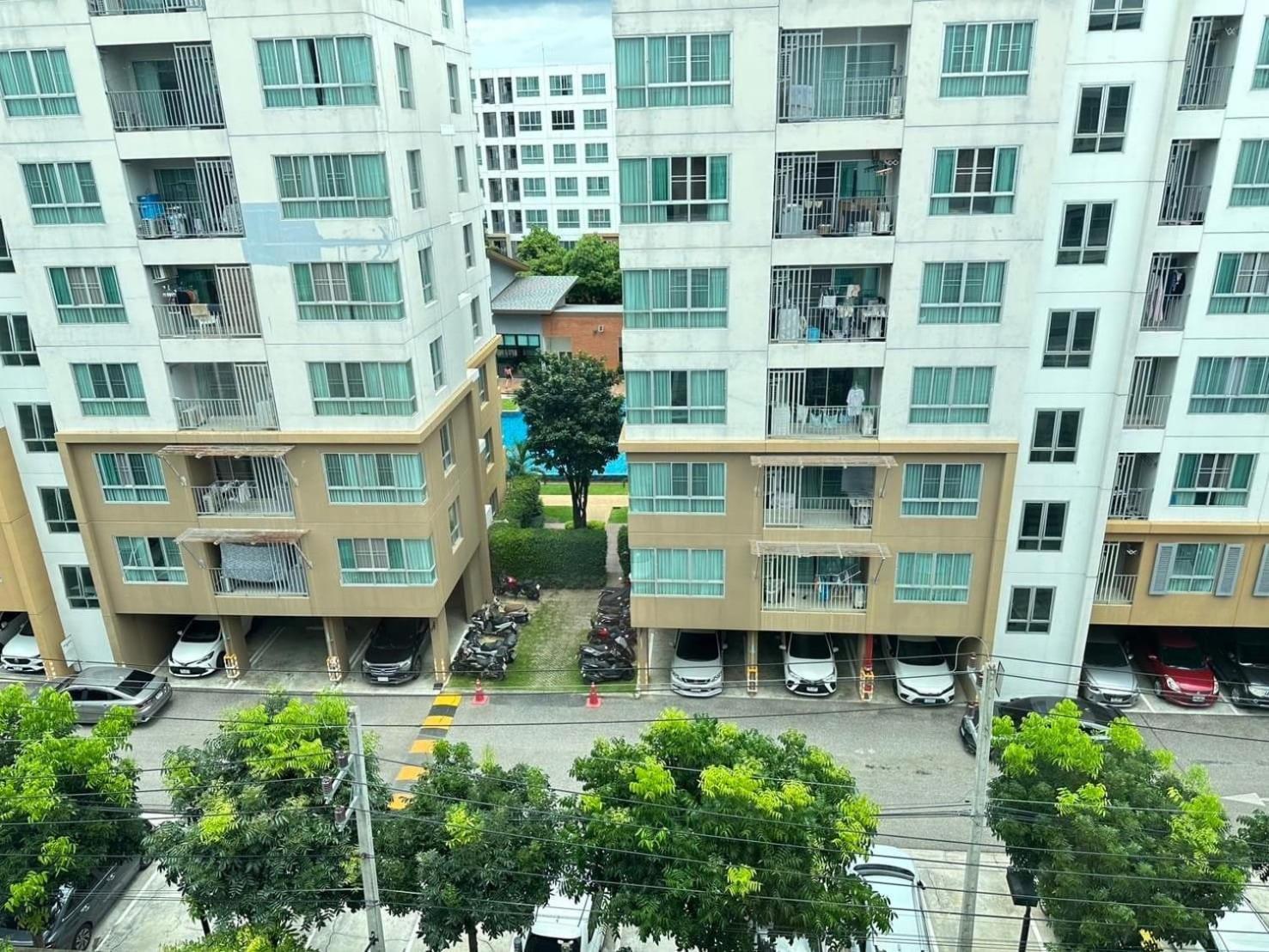 อพาร์ทเม้น Dcondo Is Next To The Mall2